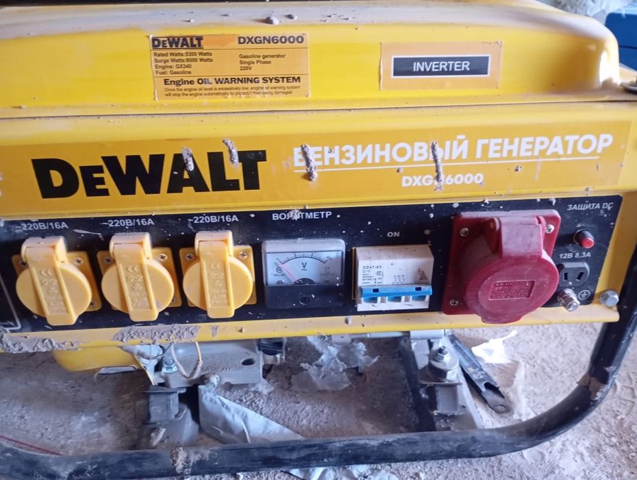 БензоГенератор  DeWalt