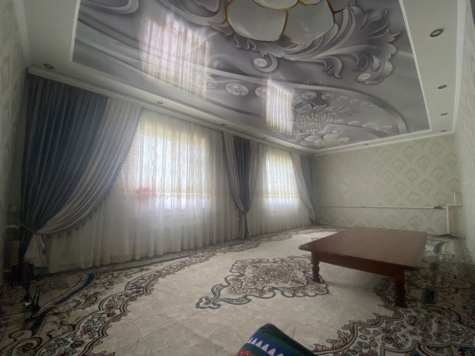 Uy sotiladi Bo'stonliq tumani Qoramanas qishlog'i