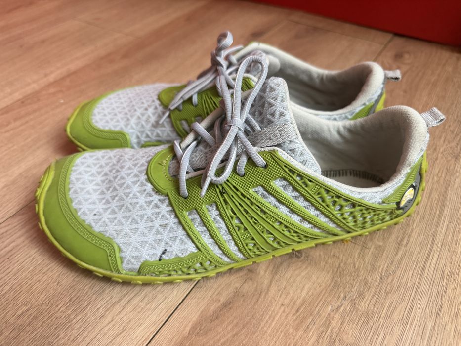 Joe Nimble Barefoot 40