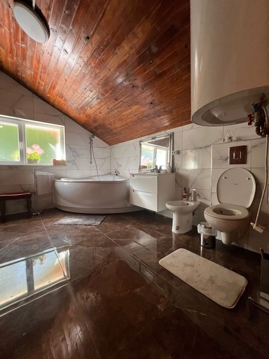 Cabana de inchiriat in Maramures ,Coas-valea slav,langa Baia Mare