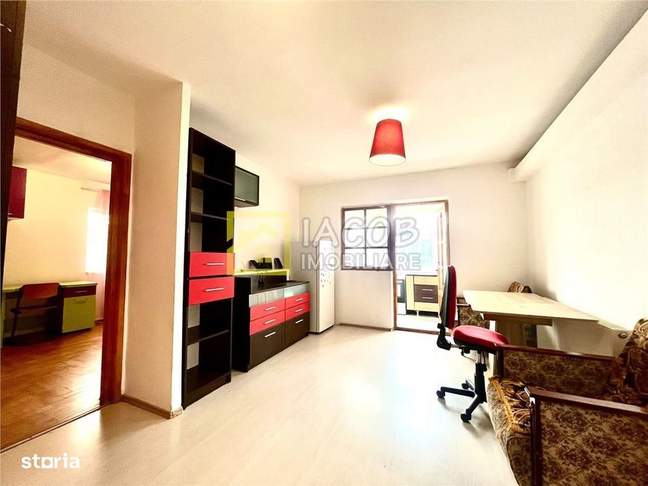 2 camere decomandate zona Stefan cel Mare Bacau