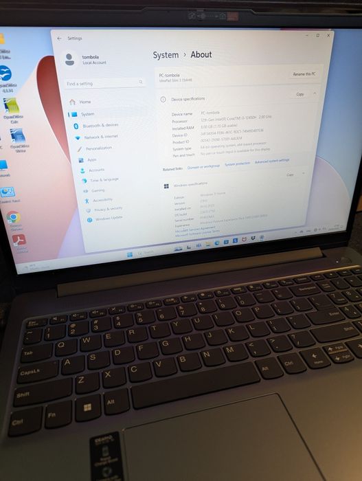 Laptop Lenovo Ideapad Slim 3  – i5 H | 8GB | 512 GB