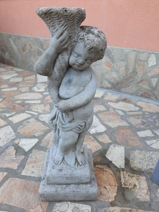 Статуетка момченце