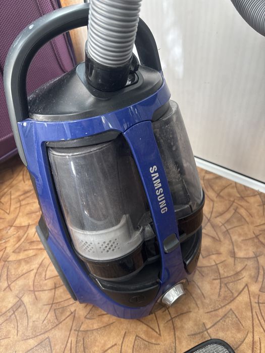Продаю пылесос Samsung