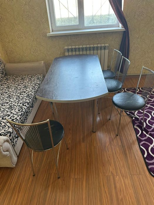 Стулья для офиса и для кухни