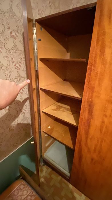 Шкаф для белья и одежды