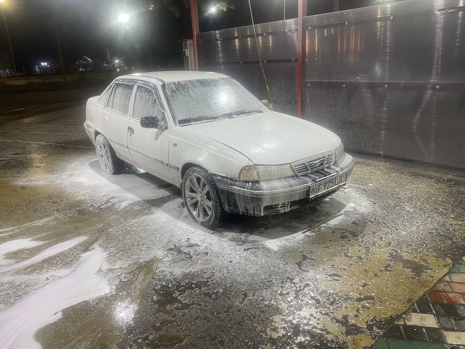 Срочно сотилади нексия 1 донс