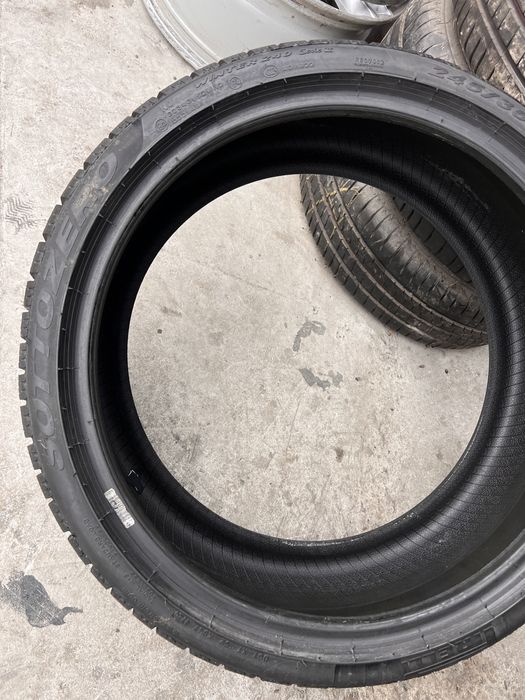 2 anvelope iarna 245/35/20 , Pirelli , DOT 2020 , 7.2 mm