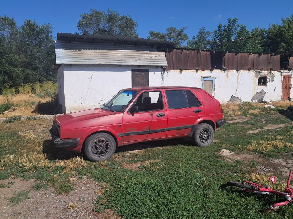 Продам машину голыф афтомат срочно