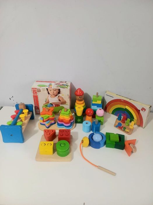 Деревянные  базовые игрушки