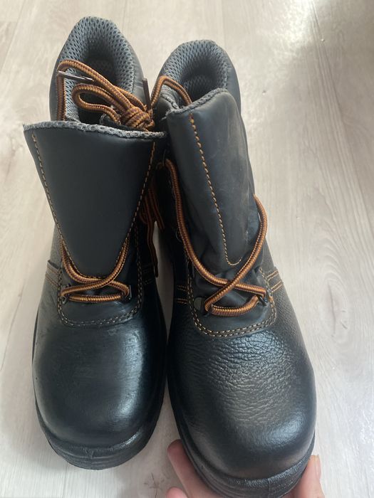 Професиональные Ботинки осенние