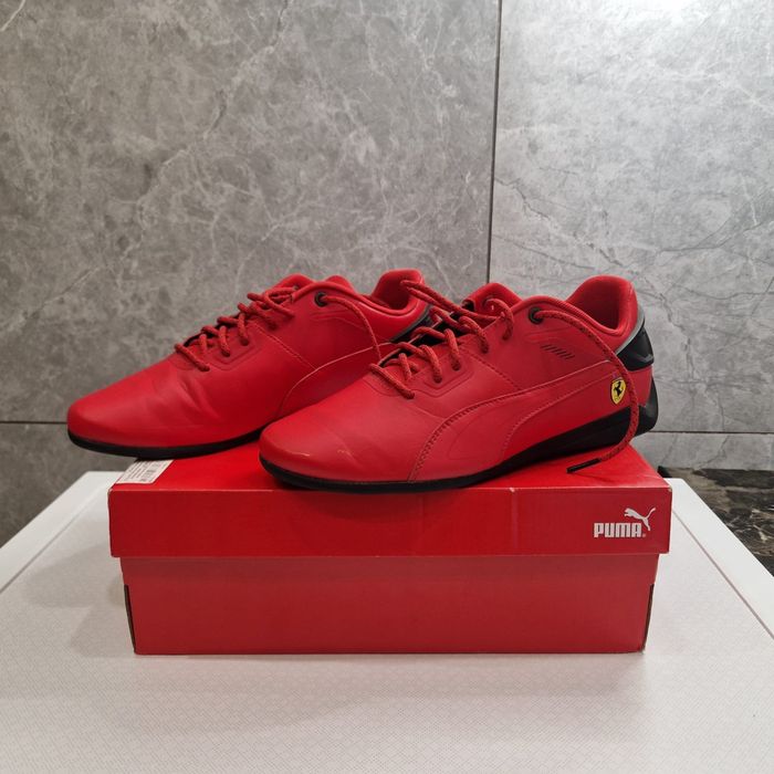 Продам новые кроссовки Puma