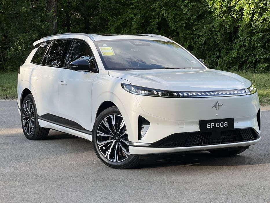 Dongfeng EP-008 Restayling