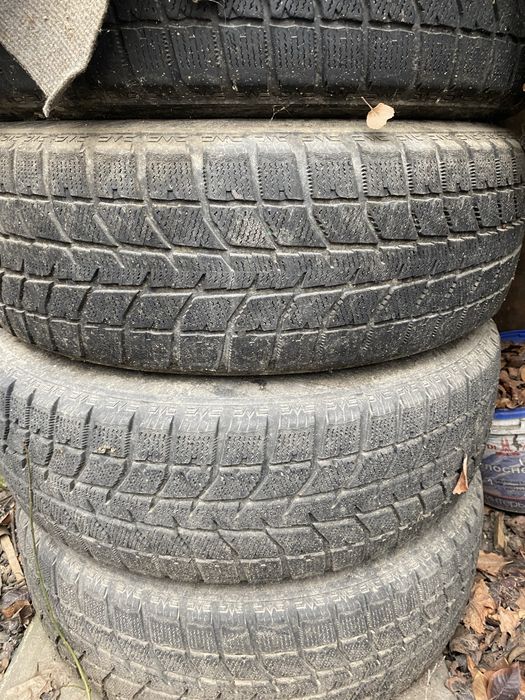 Автошины зимние липучка