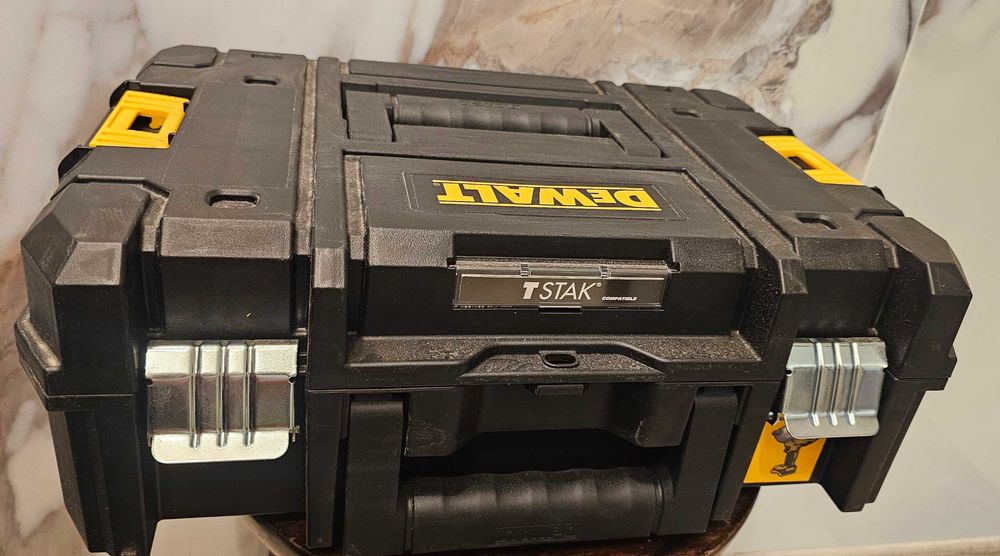 DEWALT KitBox Куфар за гайковерт/машини
