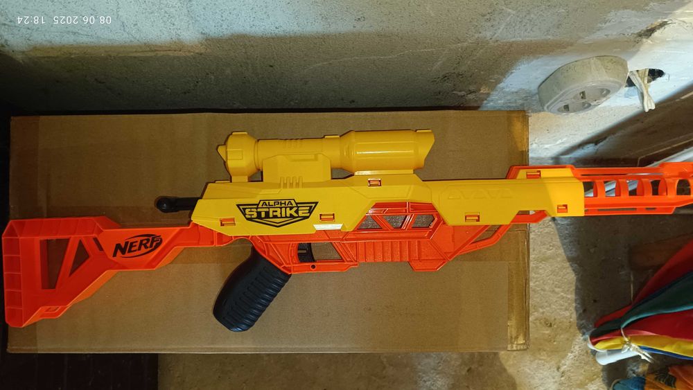 Намалени! Продавам лот от 7 бр. NERF детски пушки и пистолети.