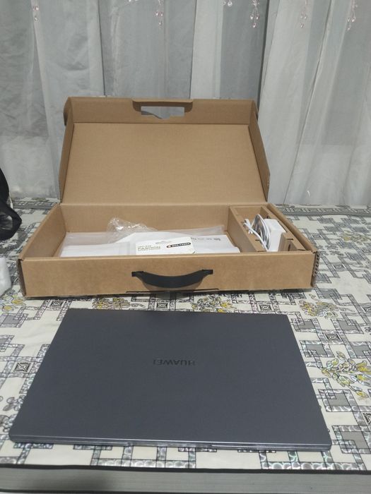 Huawei MateBook D 14