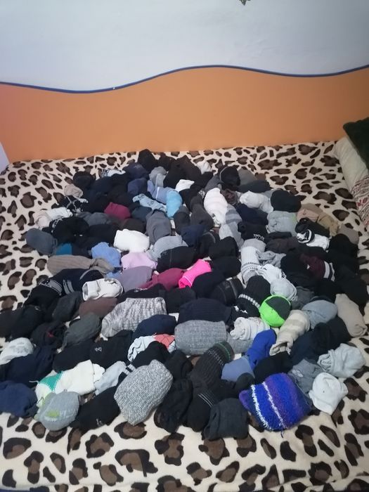 Ciorapi pentru adulți : 135 perechi