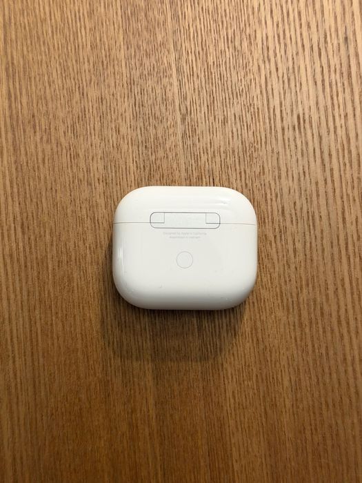 Продам Airpods 3 новые