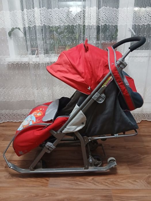 Продам санки коляску