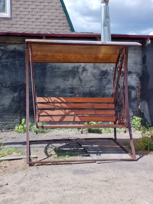 Качеля садовая .