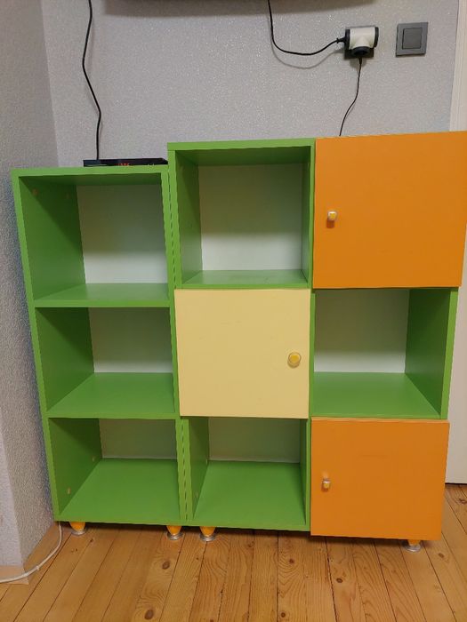 Продавам обзавеждане за детска стая