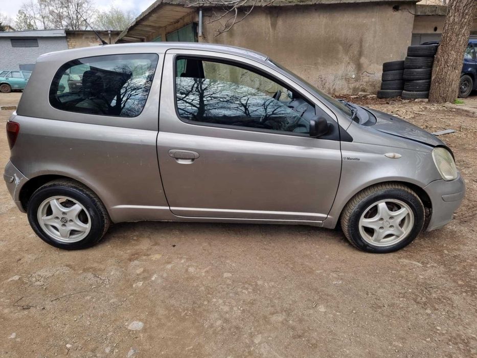 Toyota Yaris 1.4D4D/1.0 vvt-i/   На части