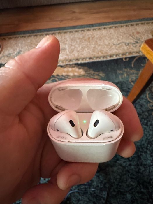 Casti apple , prima generatie