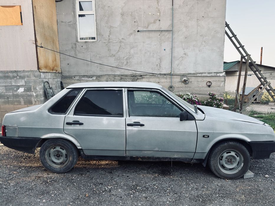 Лада-Ваз 21099 1,5