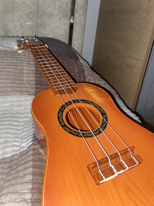 Укулеле концертная