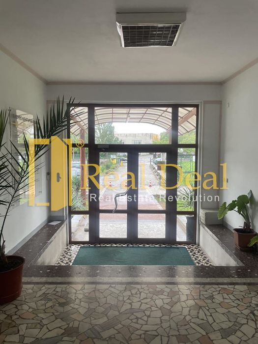 Дава се под наем Офис в София, Орландовци - 68 кв.м за 200 € - Снимка #1