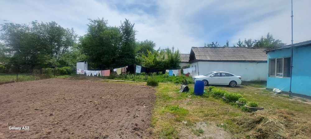 Продаётся     дом   .