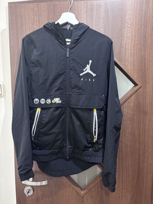 Яке ветровка JORDAN