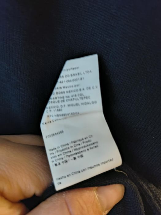 Оригинална жилетка-"Huggo Boss"