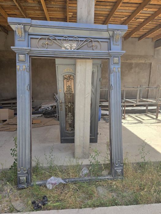 Продам входную дверь