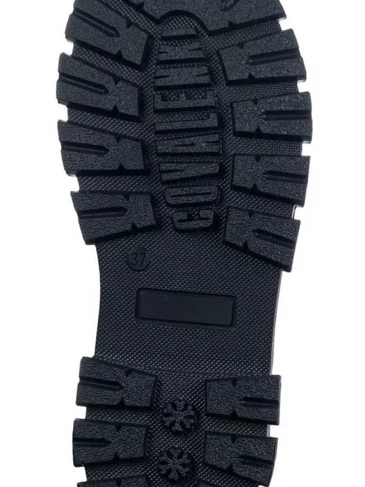 продам коваленки 39 размер ОЧЕНЬ теплые!!!