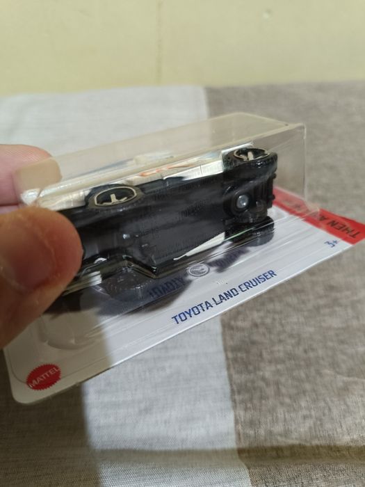 Hot Wheels 1/64 TH версия редкая