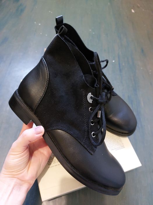 Ботинки новые 39 р