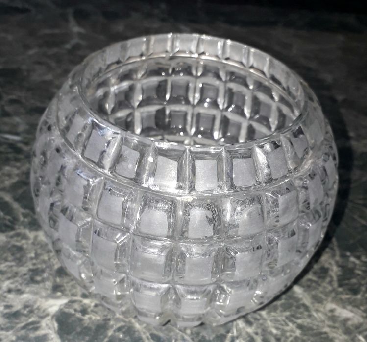 Лот от 2 кристални фруктиера и 2 кристални вази от соца.