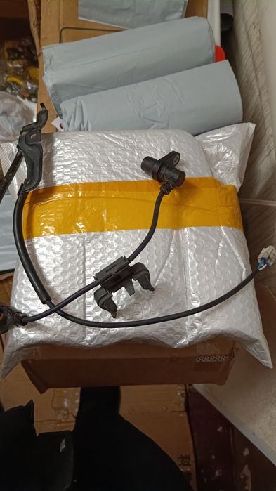 Датчик АБС от Камри 30 Правый.