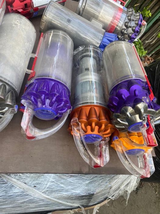 Rezervoare noi si sh containere filtre  aspiratoare dyson cu fir