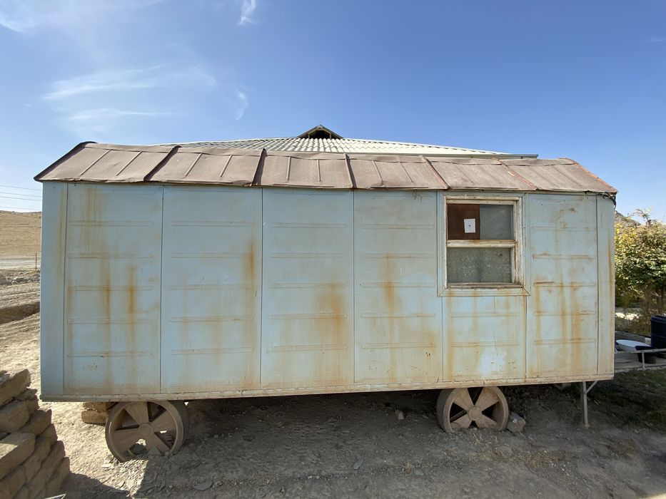 vagon sotiladi narhni keliwamiz 30milion deyapmz