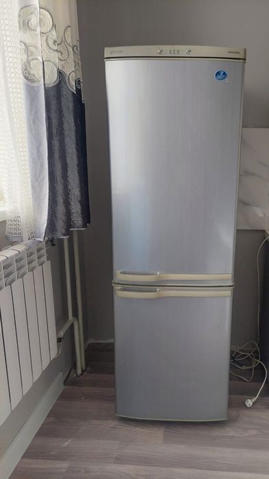 Продам телевизор и холодильник