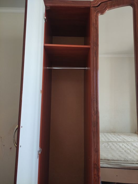 Шкаф платяной бесплатно самовывоз