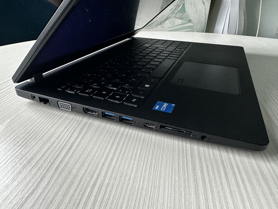 Laptop Acer 15” P2 – i5 11thGen /8GB / SSD 256Gb/ Full HD/ USB C/slim