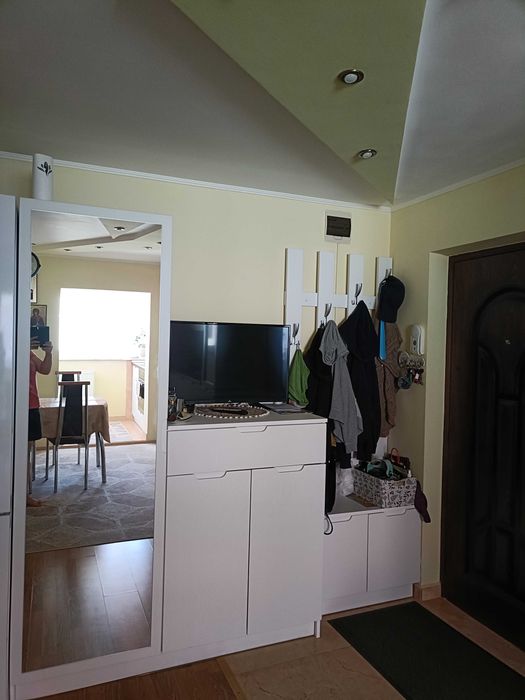 Apartament 3 camere et 1