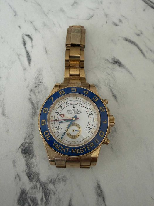 Часовници Топ - Casino Roulette, Bolt Zeus, Rolex, Corum и др.