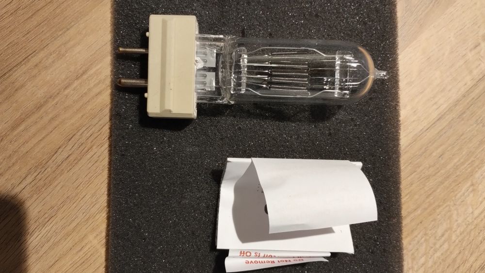 Bec halogen Osram 2000W/240V/GY16