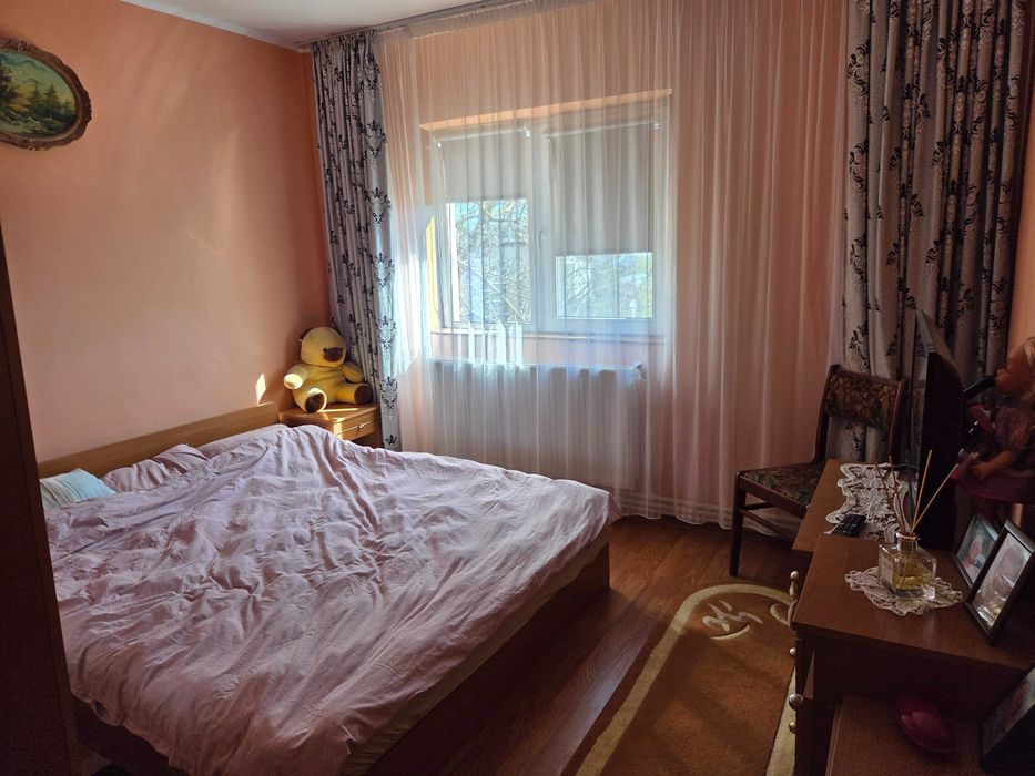 apartament 3 camere vânzare