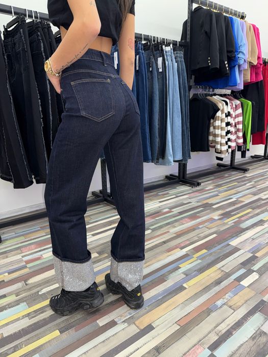 Дънки, които изглеждат добре и се усещат добре.